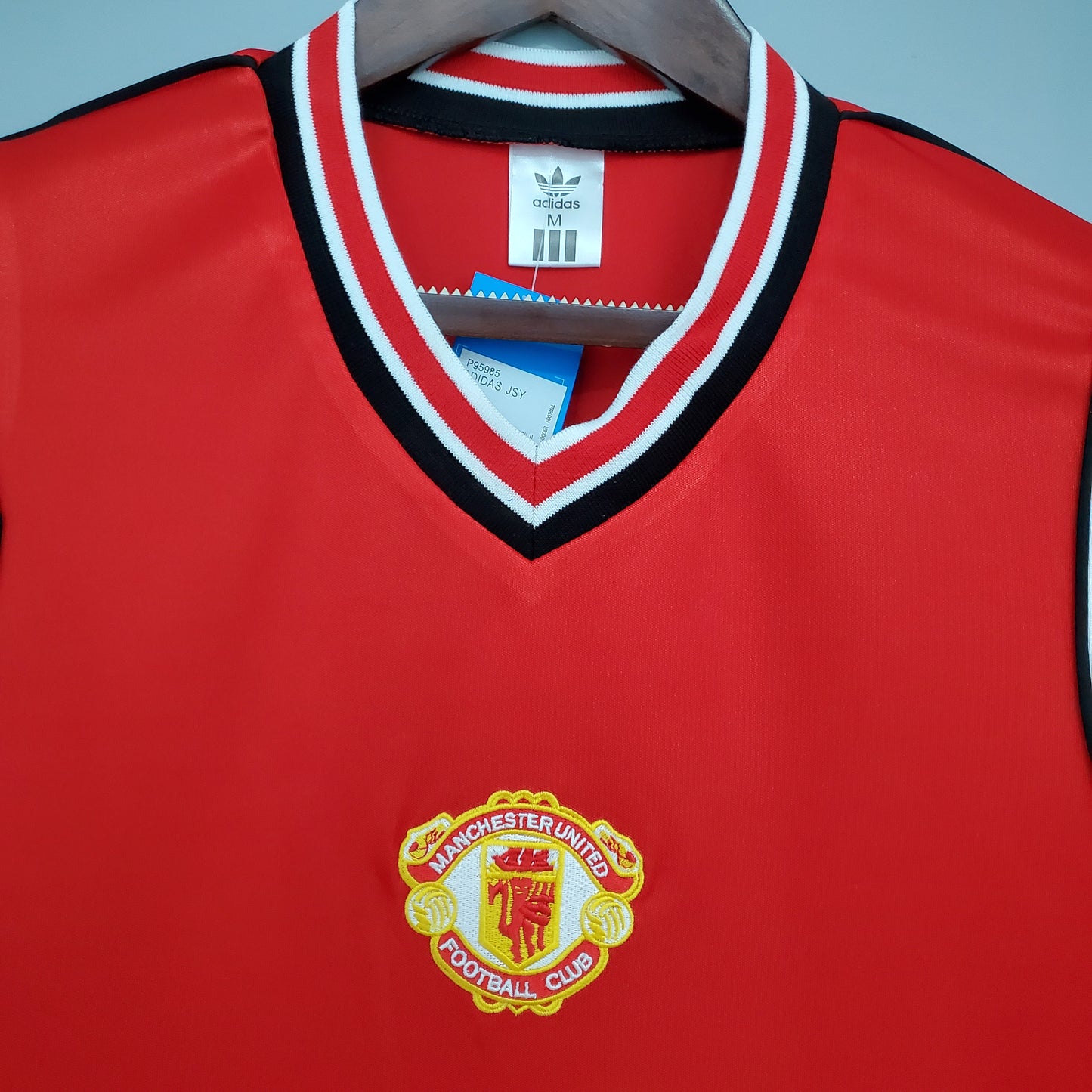 Manchester United home jersey. Season 85/86