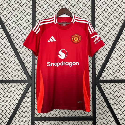 Manchester United home jersey. Season 24/25