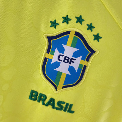 Brazil home jersey for women. Season 21/22
