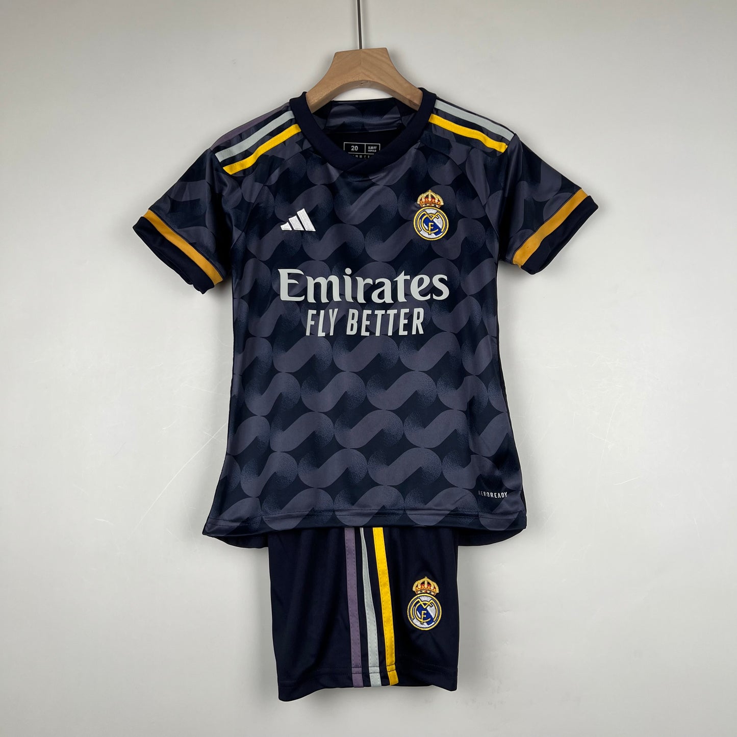 Real Madrid third kids set. Season 23/24