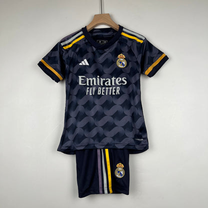 Real Madrid third kids set. Season 23/24