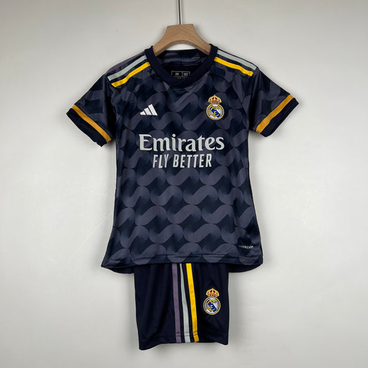 Real Madrid third kids set. Season 23/24