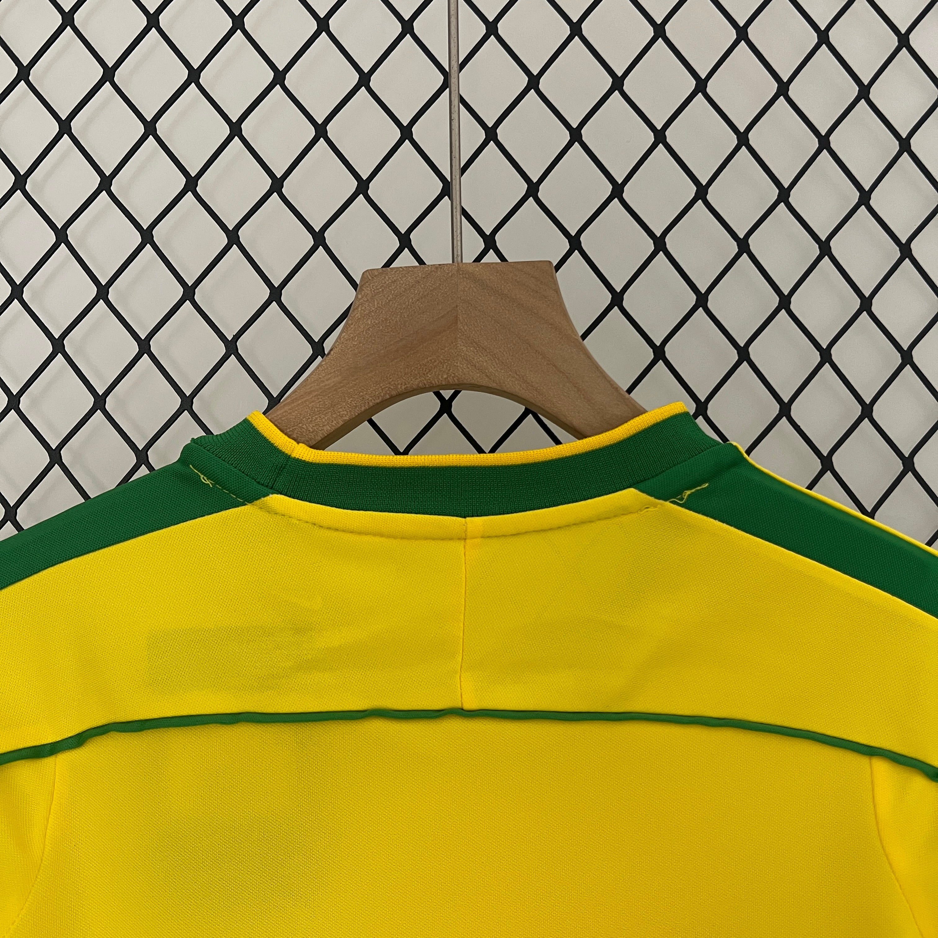 Brazil home kids set. Season 97/98