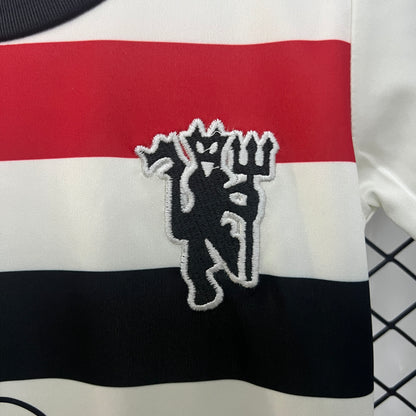 Manchester United third kids set. Season 24/25