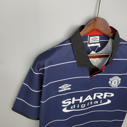 Manchester United away jersey. Season 99/00