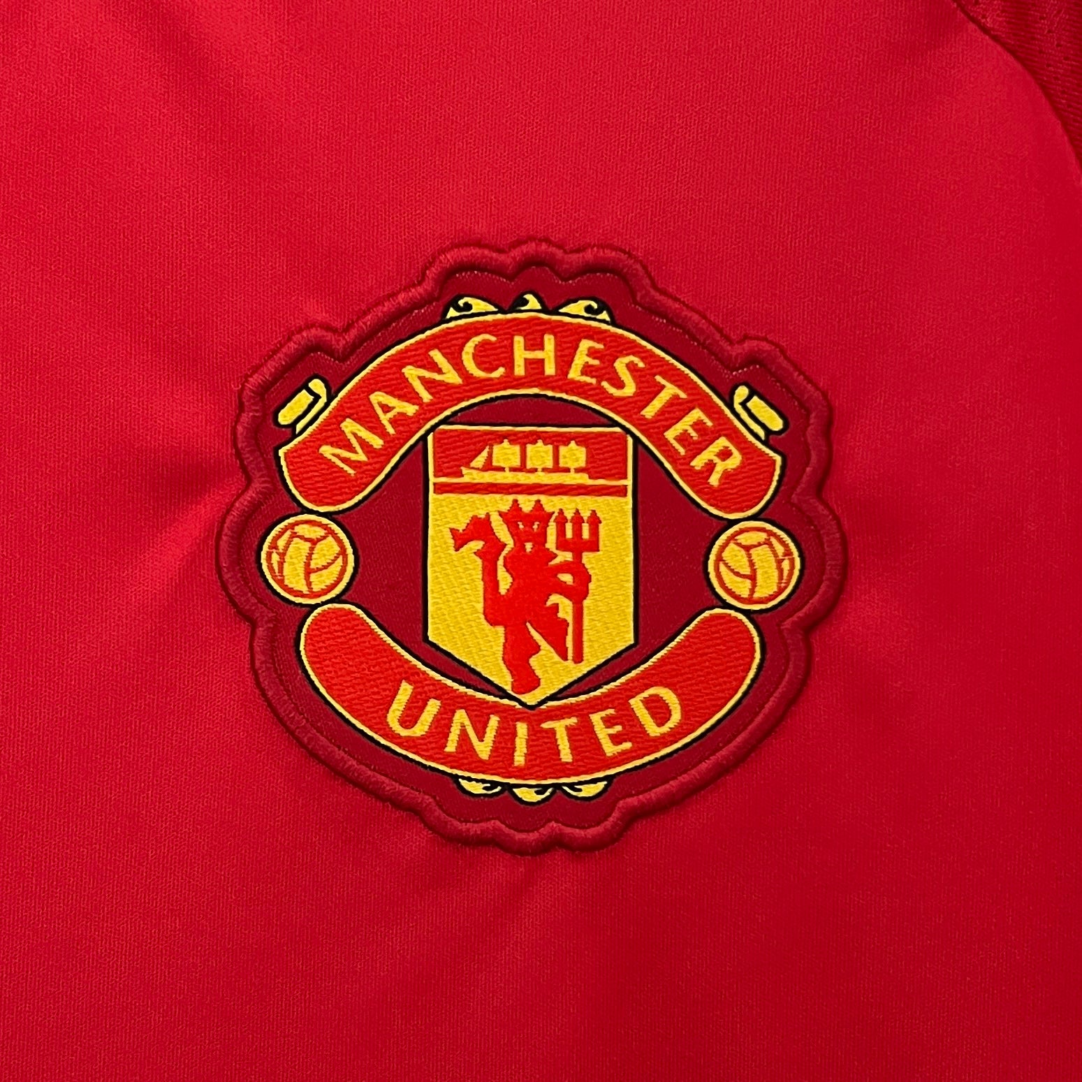 Manchester United home jersey. Season 24/25
