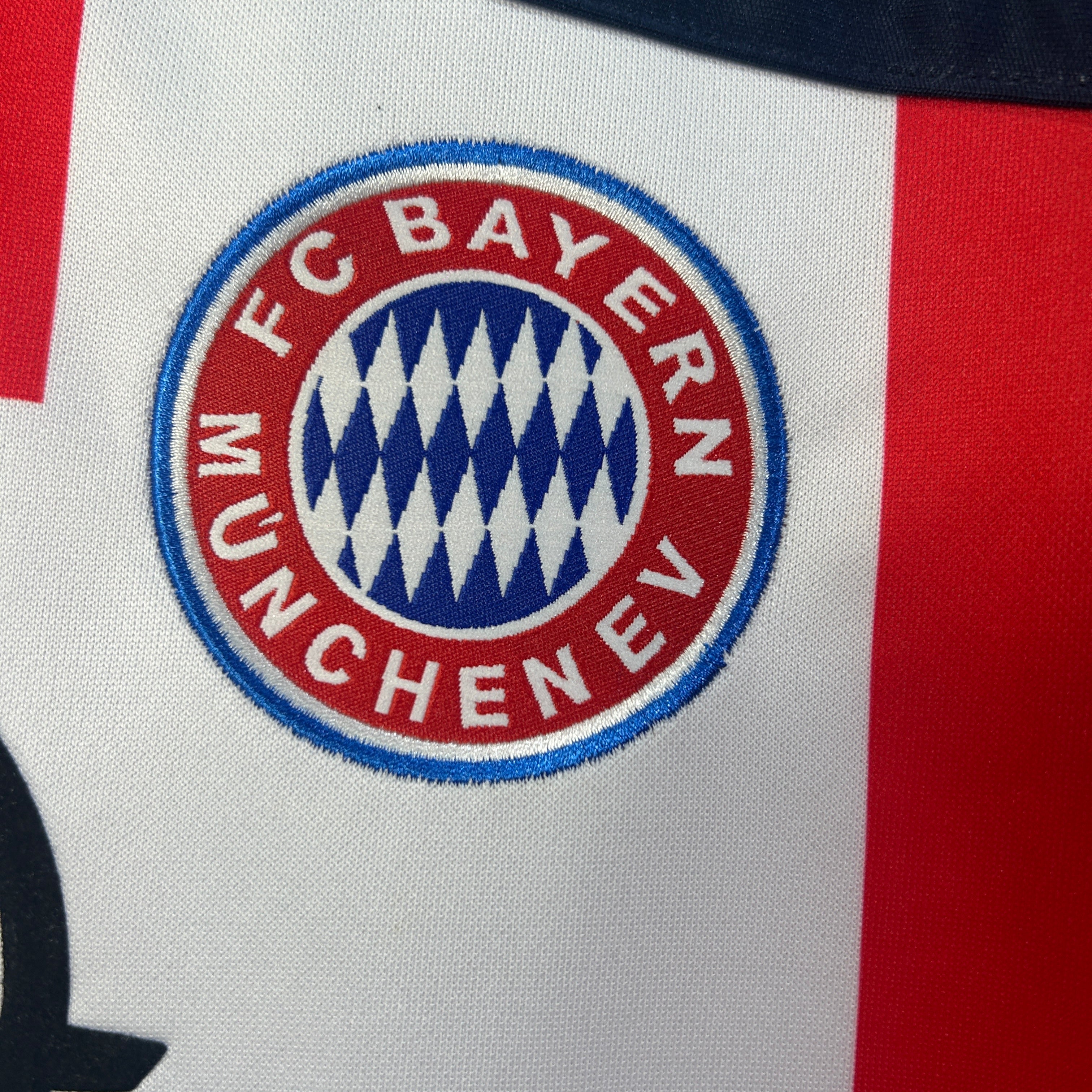 Bayern Munich away jersey. Season 00/02
