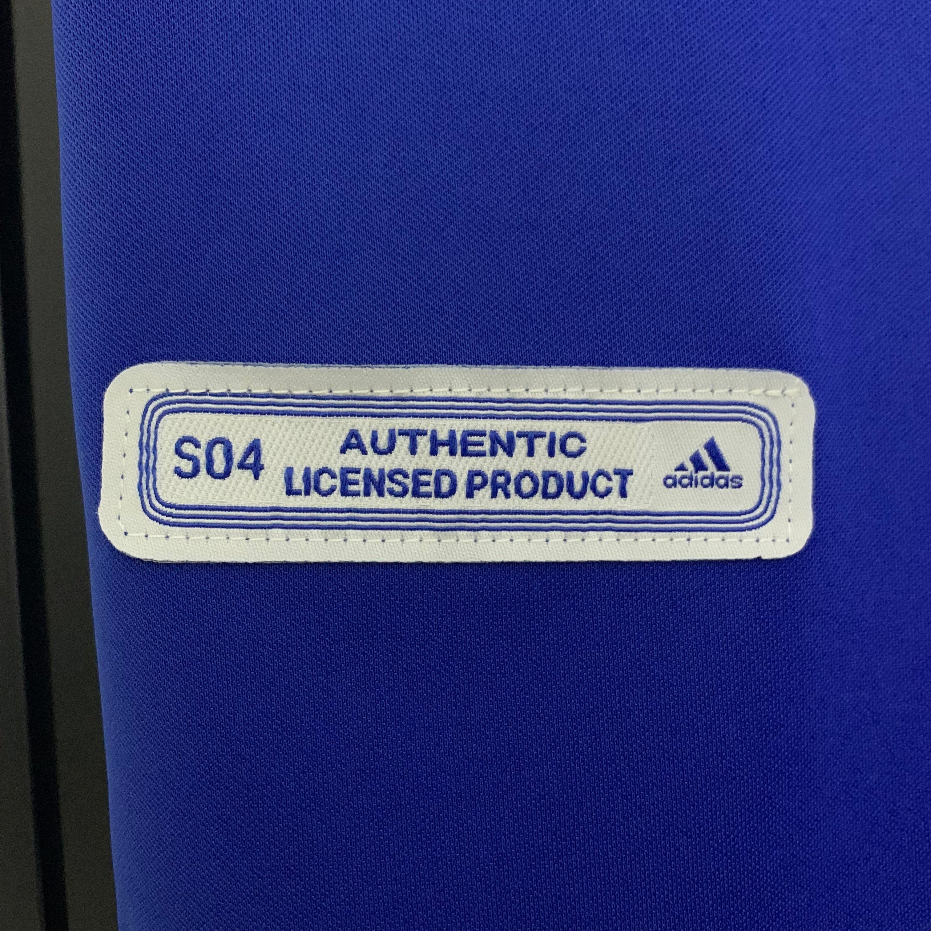 Shalke 04 home jersey. Season 01/02