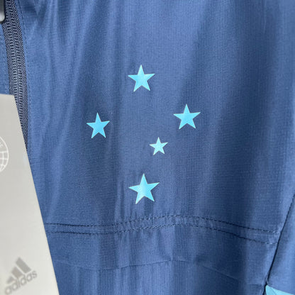 Cruzeiro Windbreaker