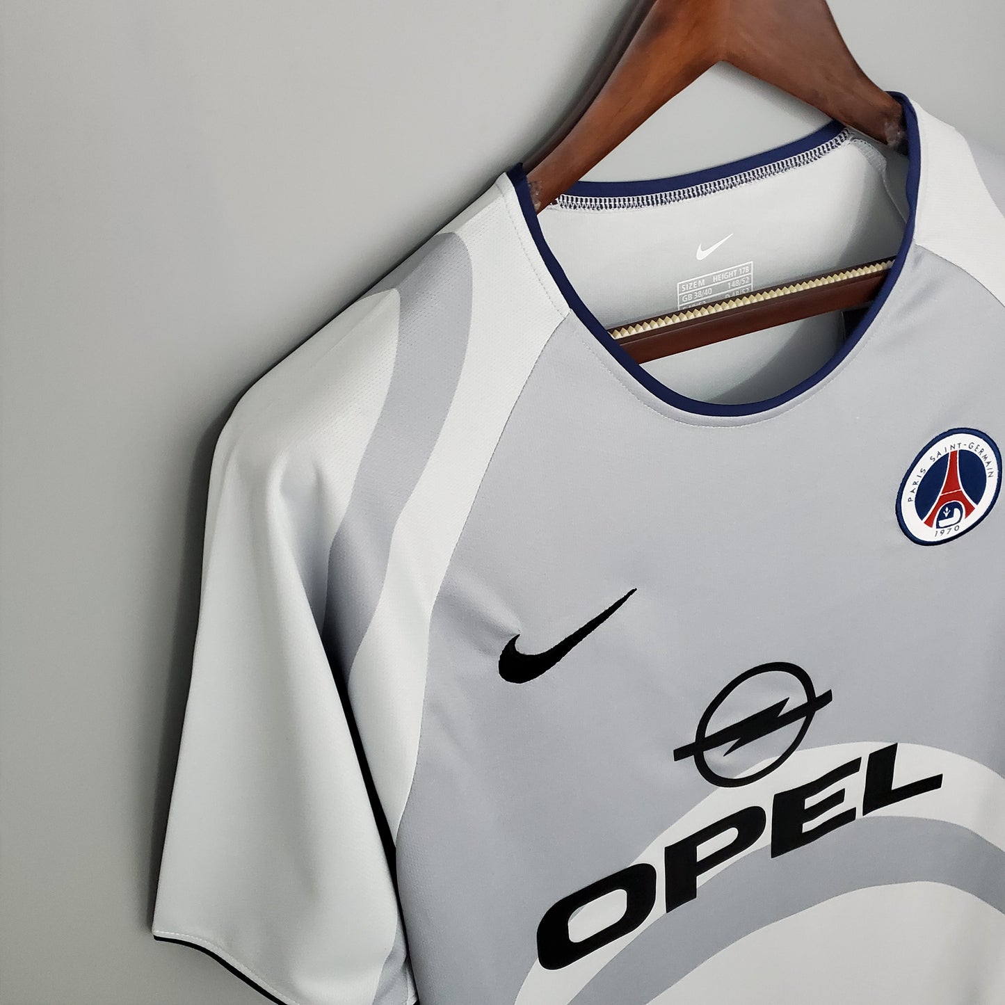 PSG away jersey. Season 01/02