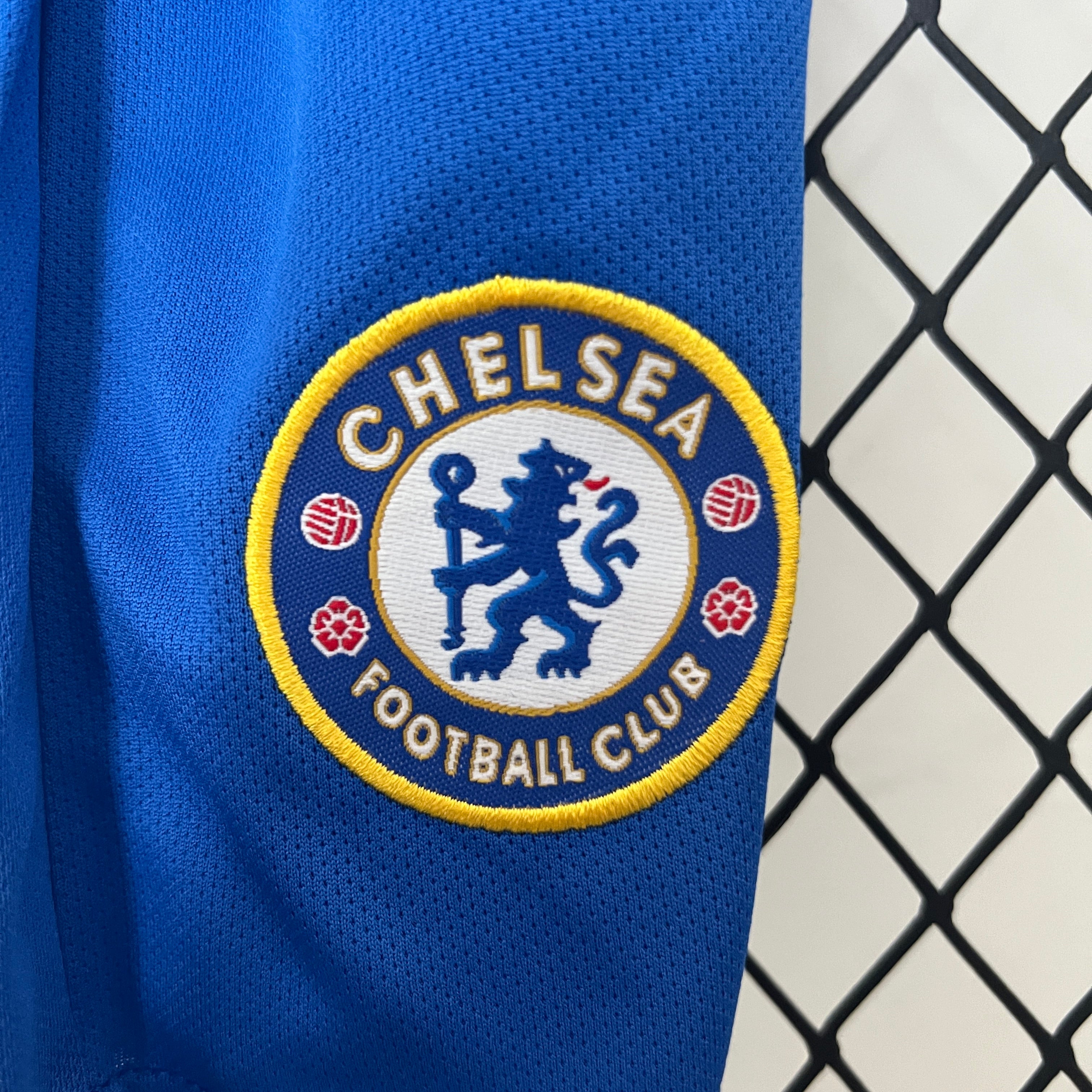 Chelsea UCL 2008 Final home kids set.
