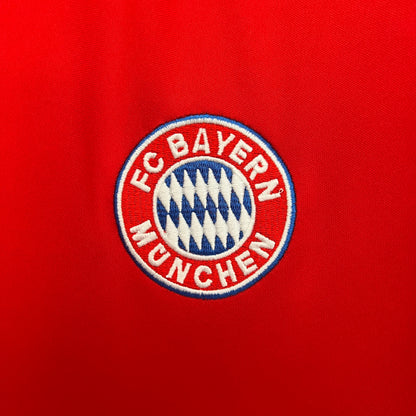 Bayern Munich home jersey. Season 00/01