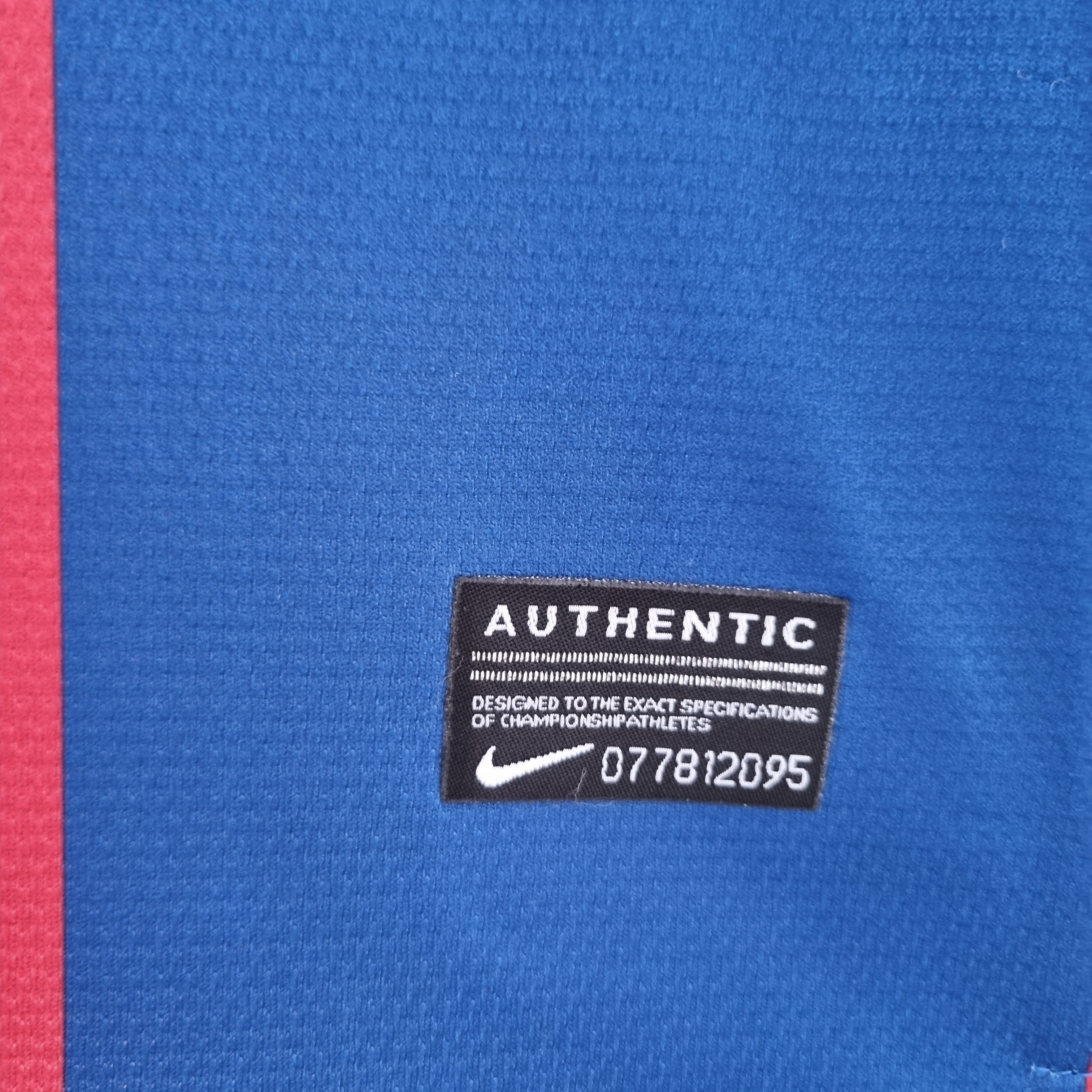 Barcelona longsleeve home jersey. Season 10/11