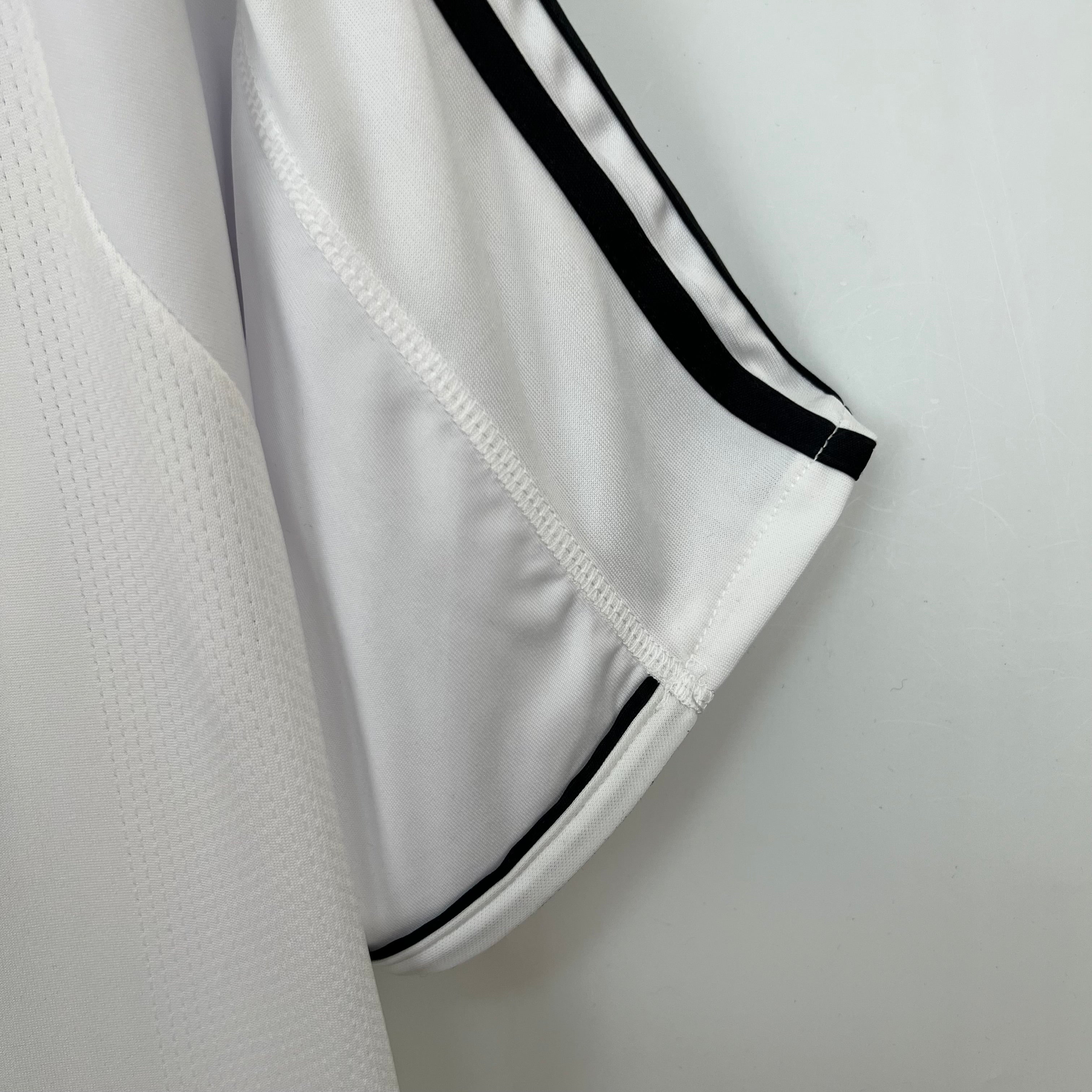 Real Madrid home jersey. Season 03/04