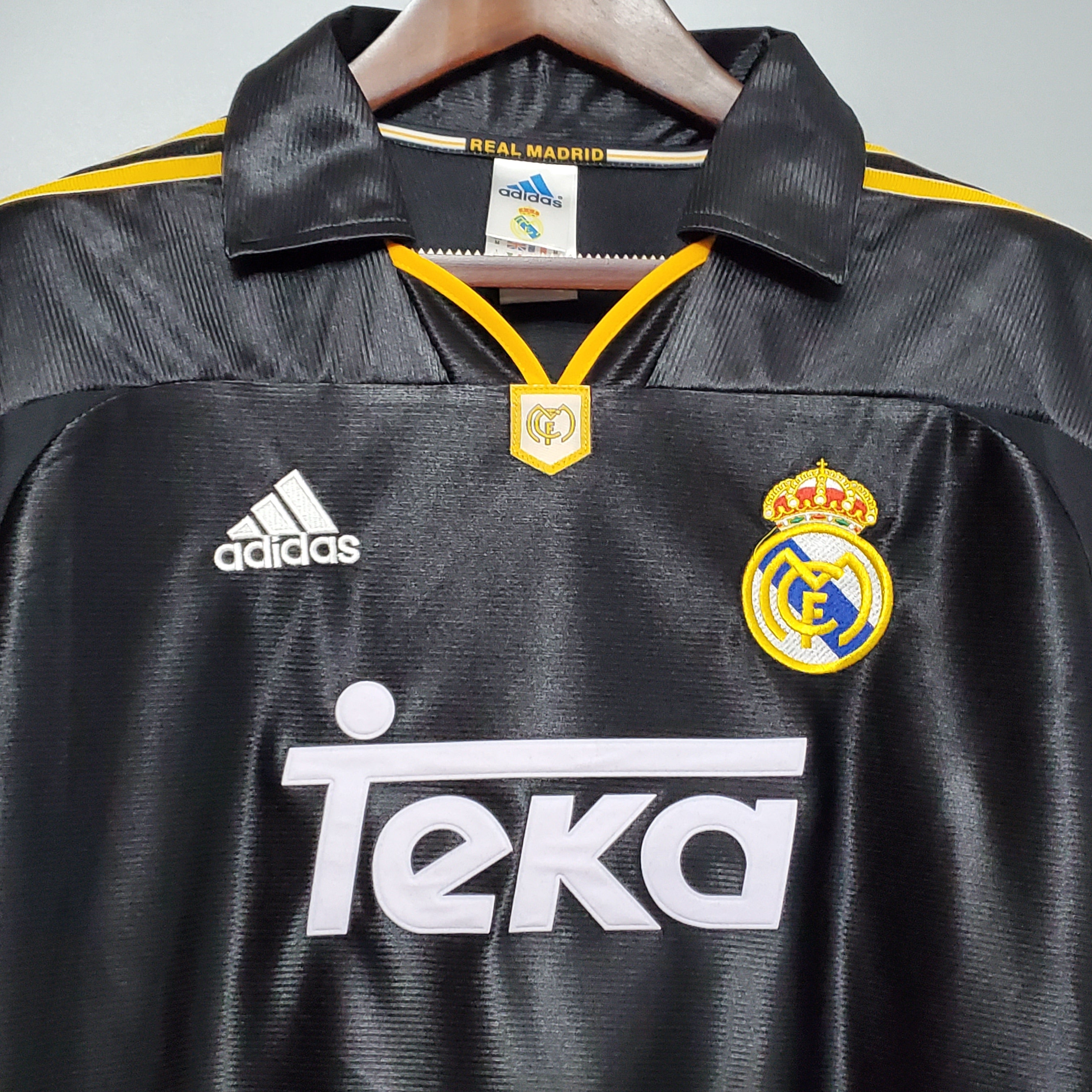Real Madrid away jersey. Season 98/99