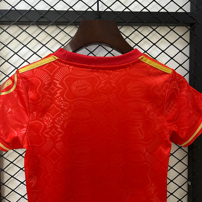 Bayern Munich 125th Anniversary kids set. Season 25/26