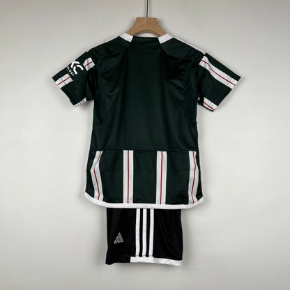 Manchester United Kids away set. Season 23/24