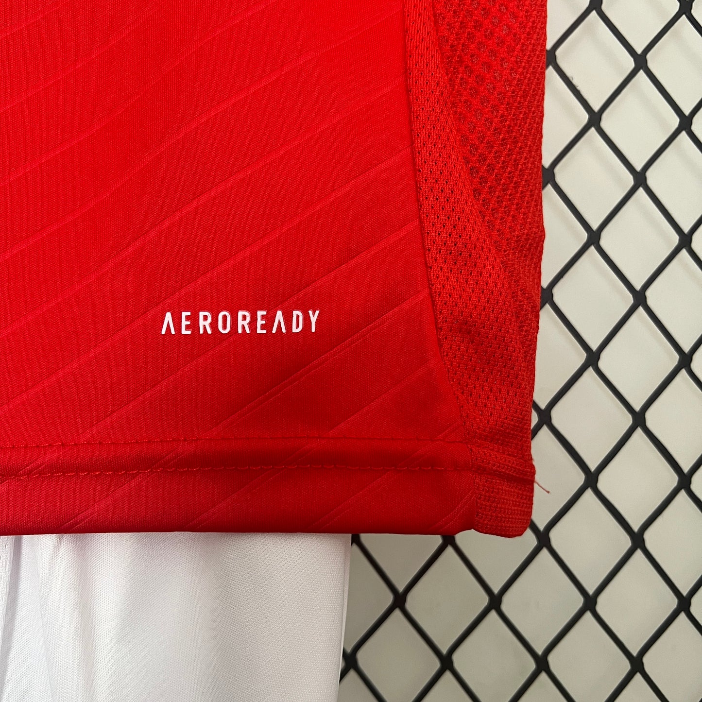 Benfica home kids set. Season 24/25