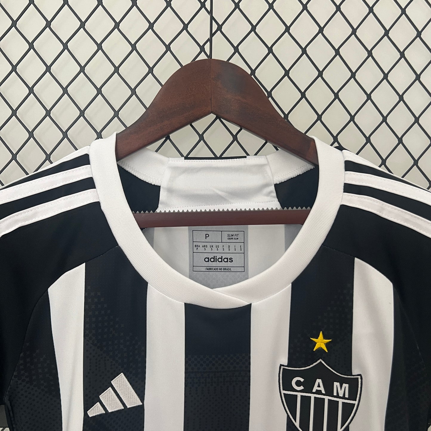 Atletico Mineiro home jersey for women. Season 24/25