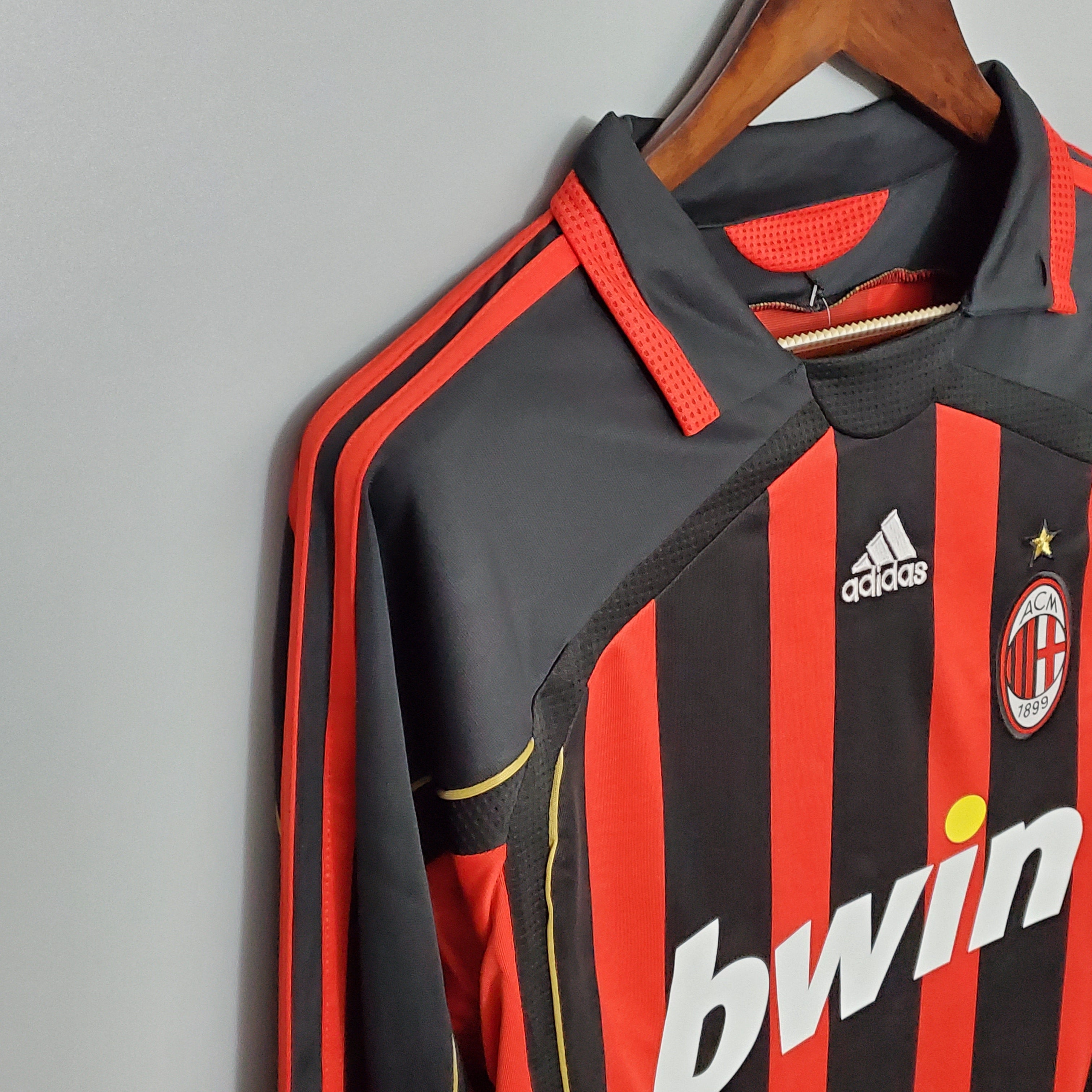 AC Milan longsleeve home jersey. Season 06/07