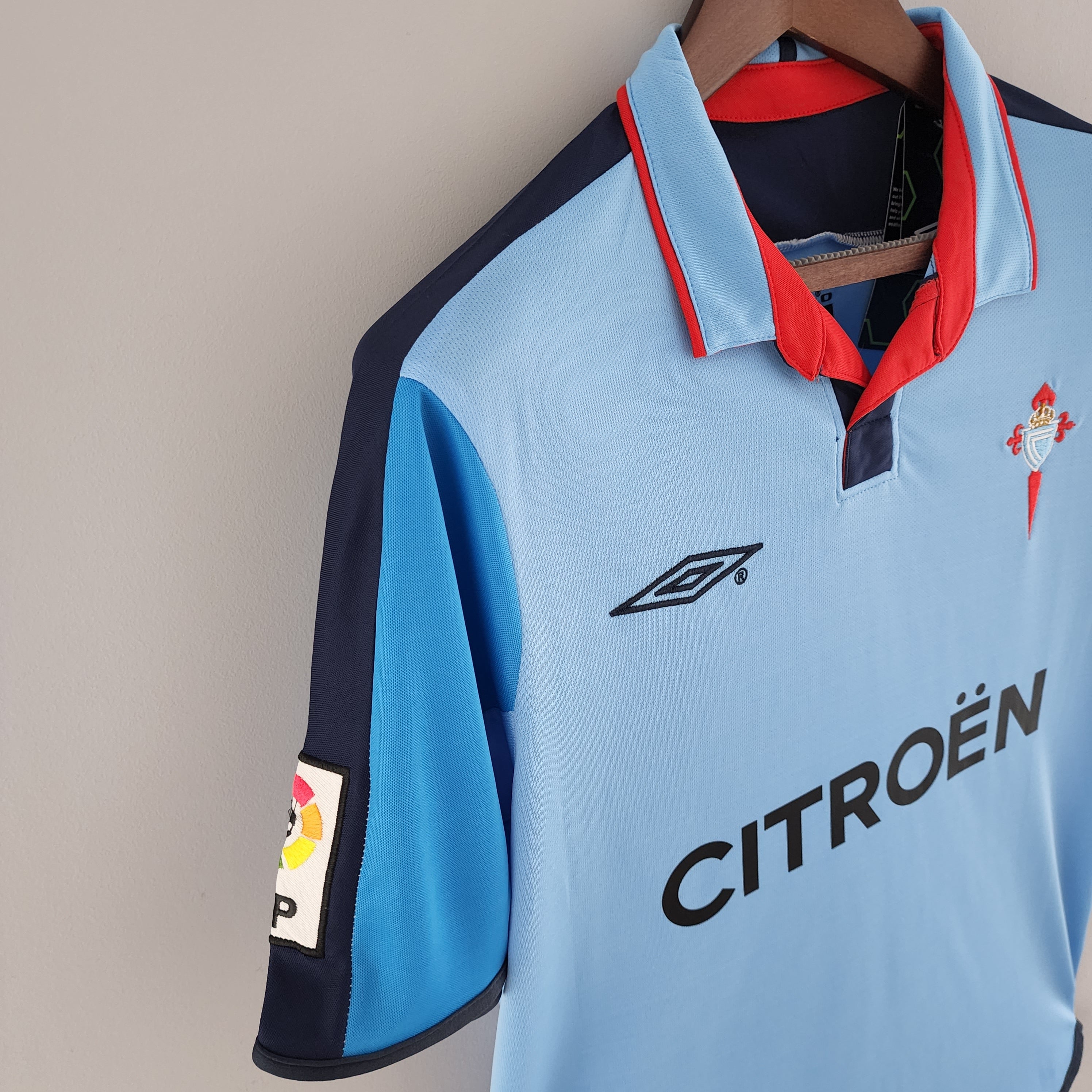 Celta home jersey. Season 02/03