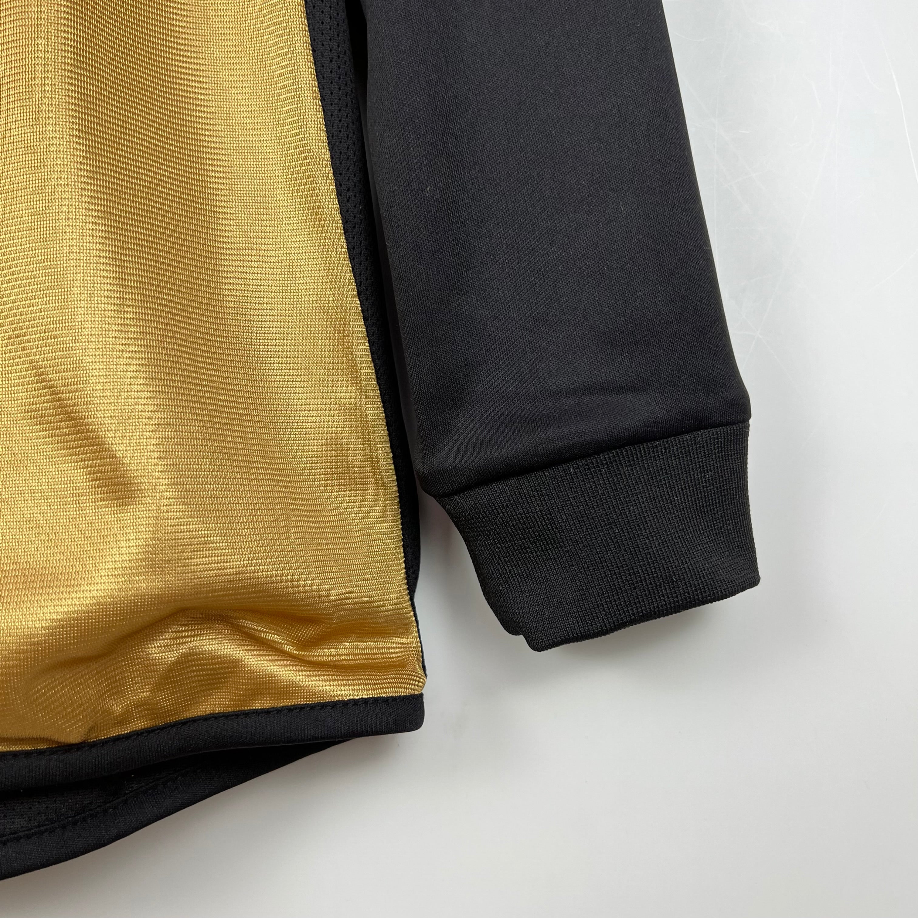 Manchester United 100th Anniversary double-sided longsleeve jersey. Season 01/02