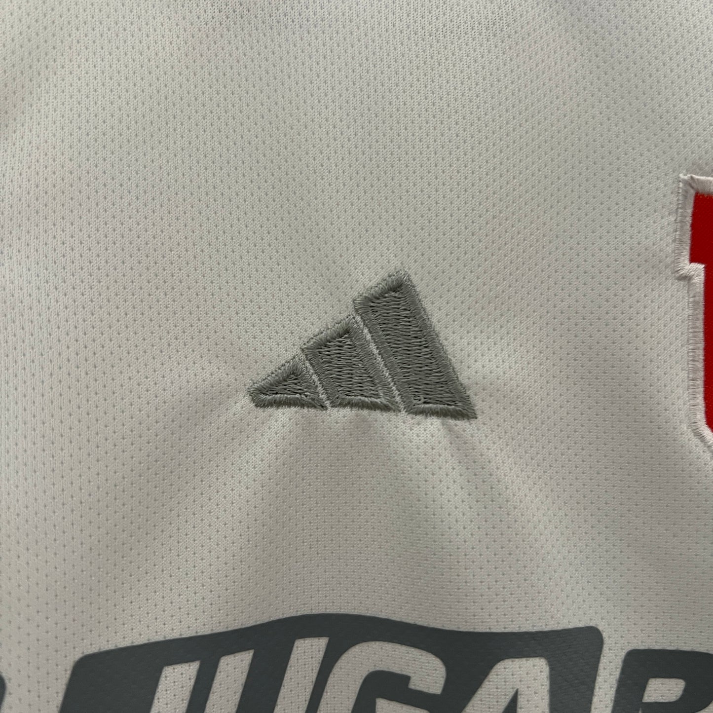 Universidad de Chile away kids set. Season 24/25