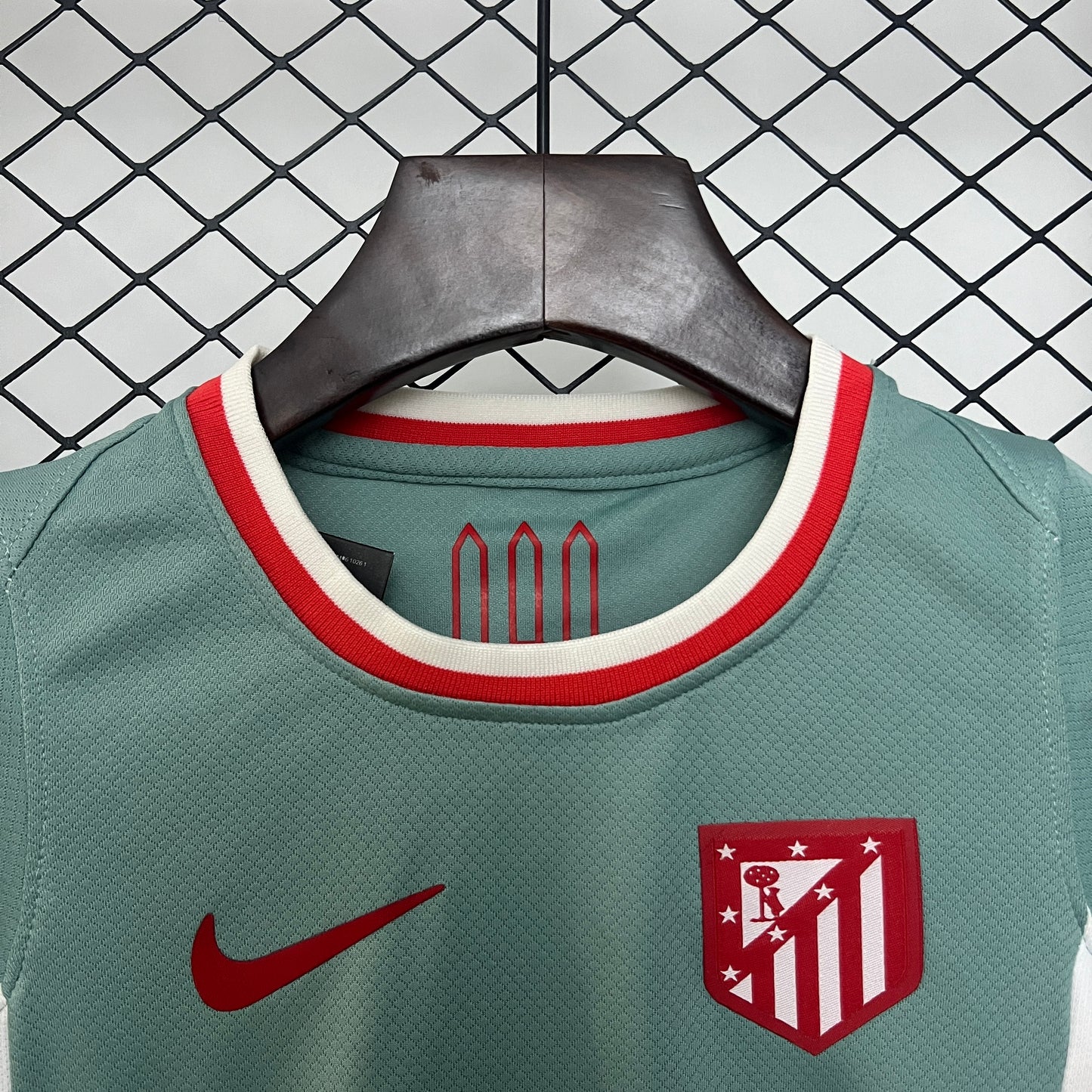Atletico Madrid away kids set. Season 24/25
