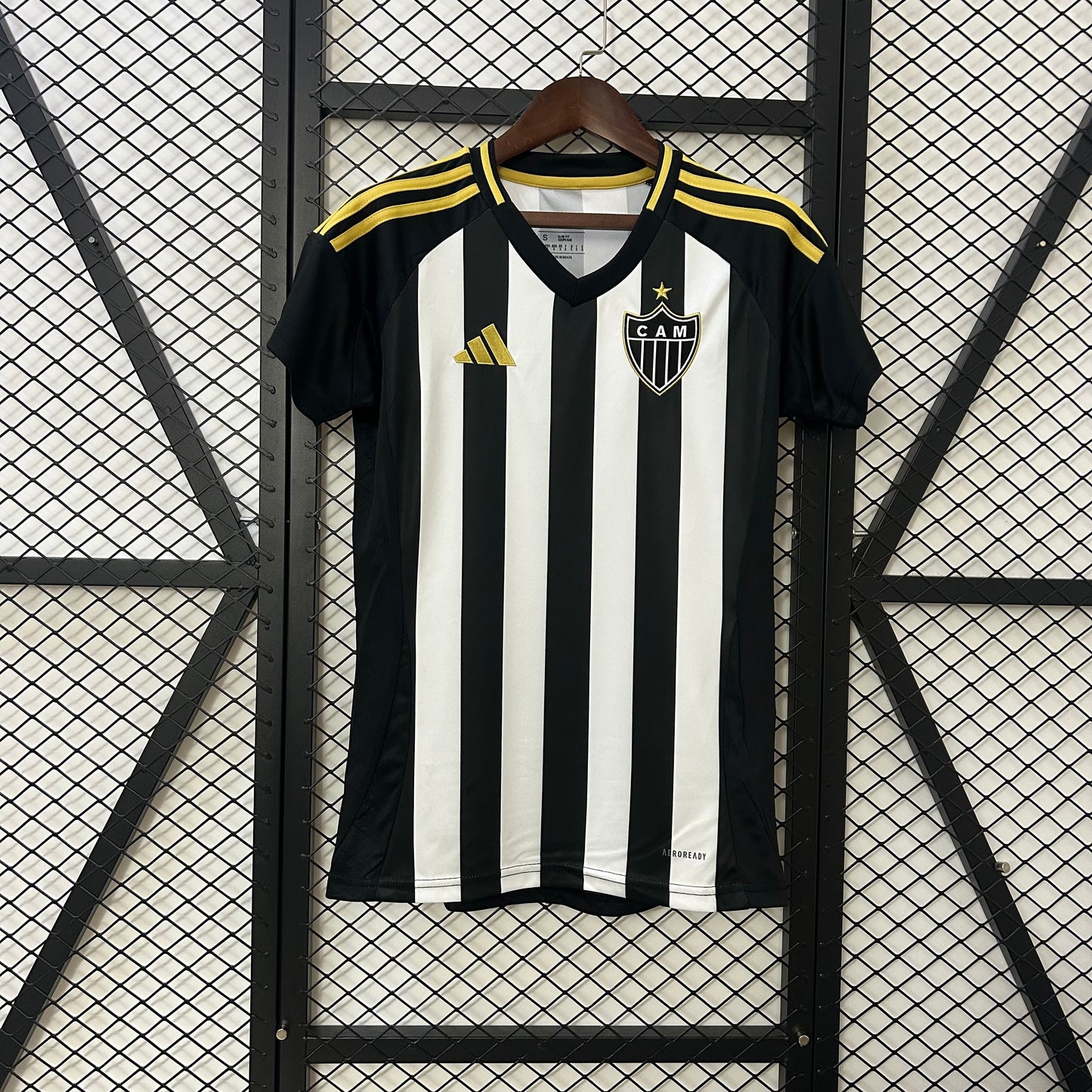 Atletico Mineiro home jersey for women. Season 25/26