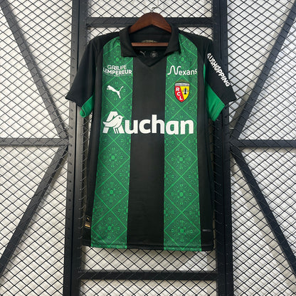 Lens away jersey. Season 25/26