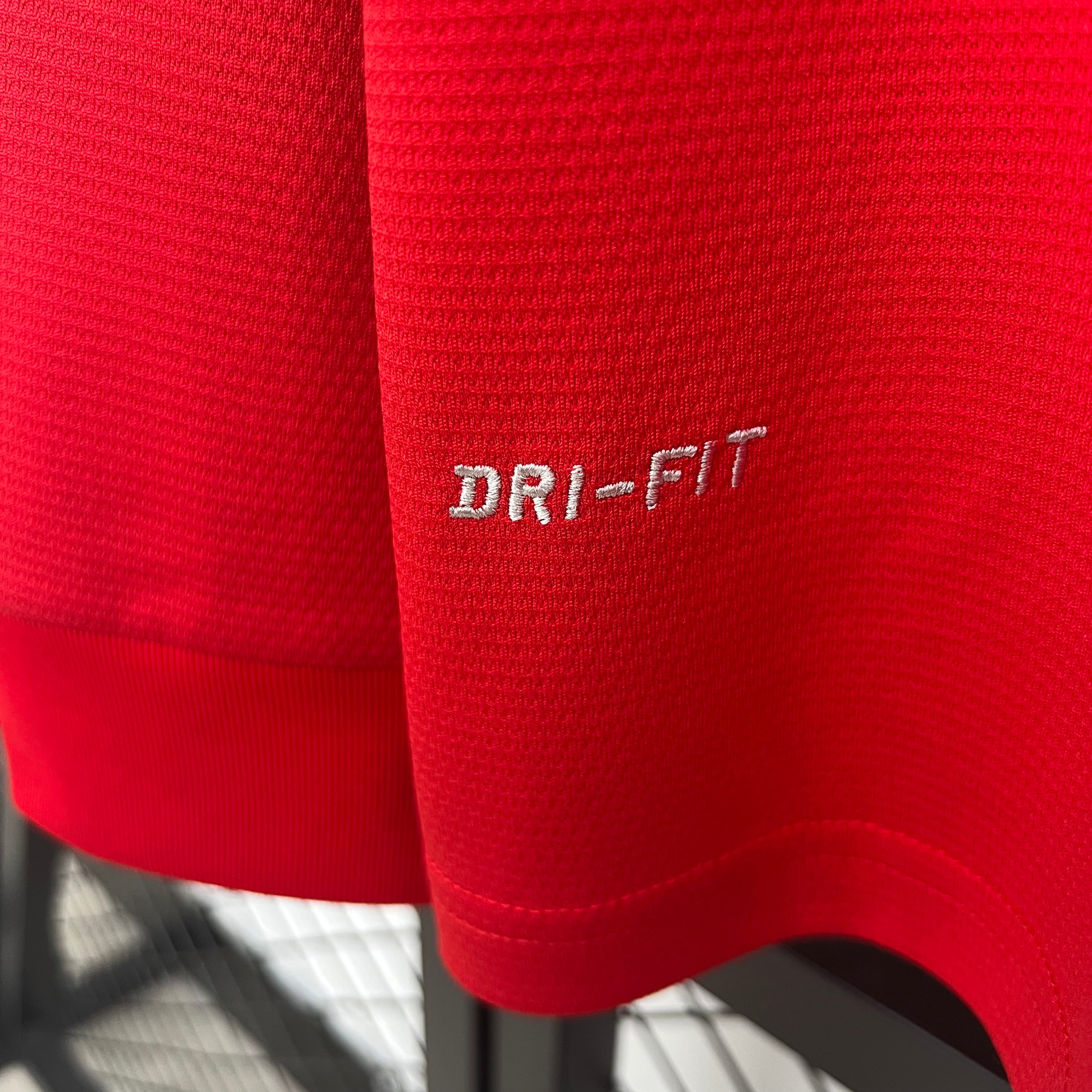 Manchester United longsleeve home jersey. Season 13/14