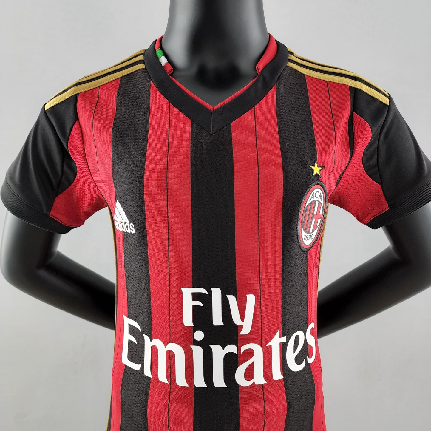 AC Milan home kids set. Season 13/14