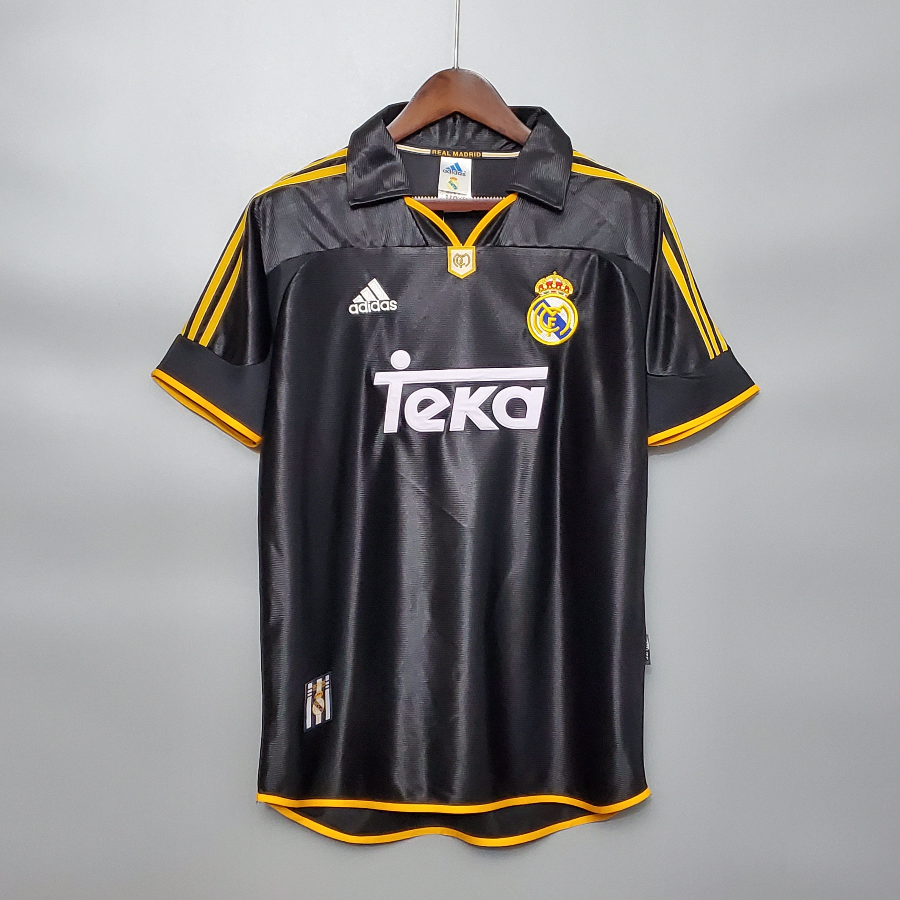 Real Madrid away jersey. Season 98/99