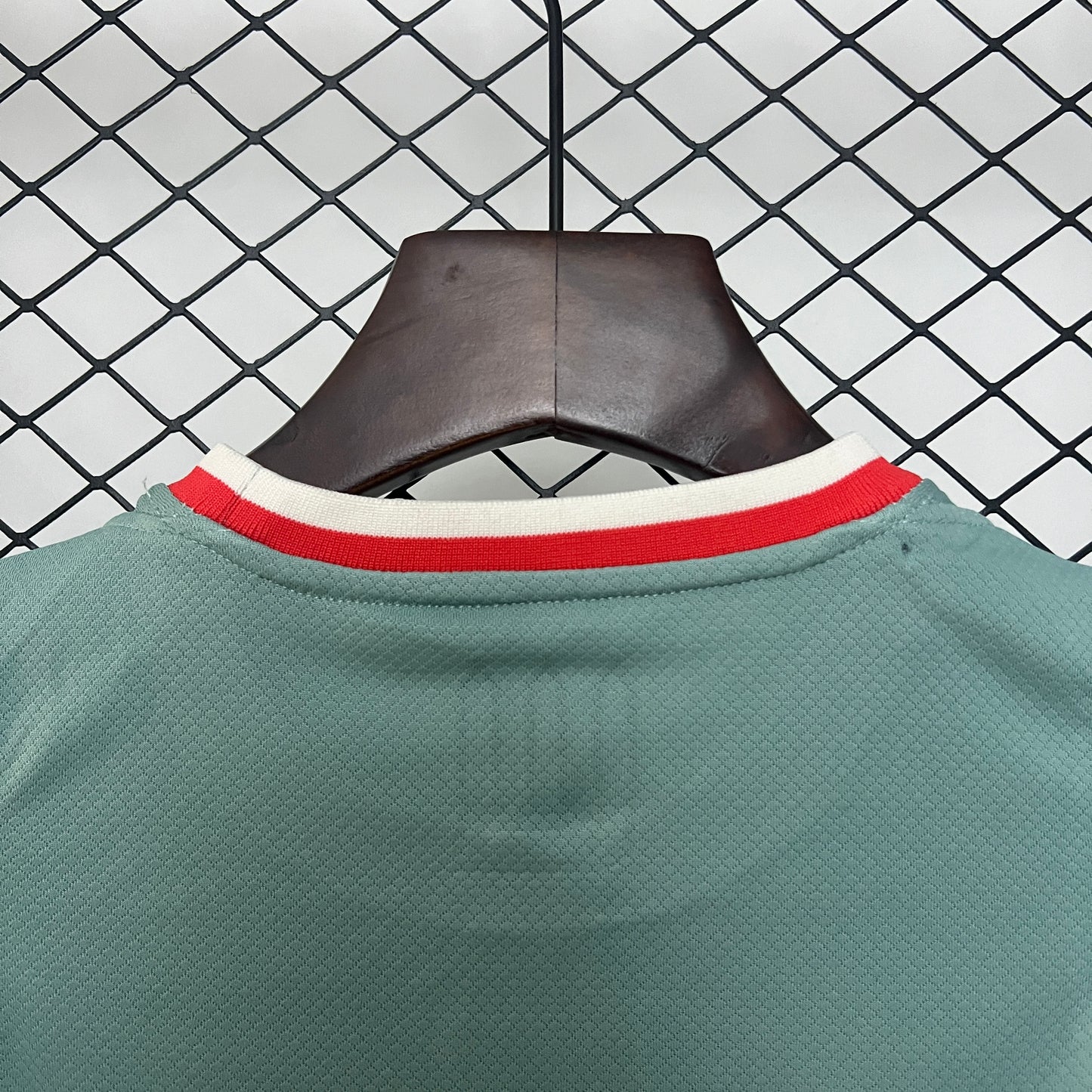 Atletico Madrid away kids set. Season 24/25