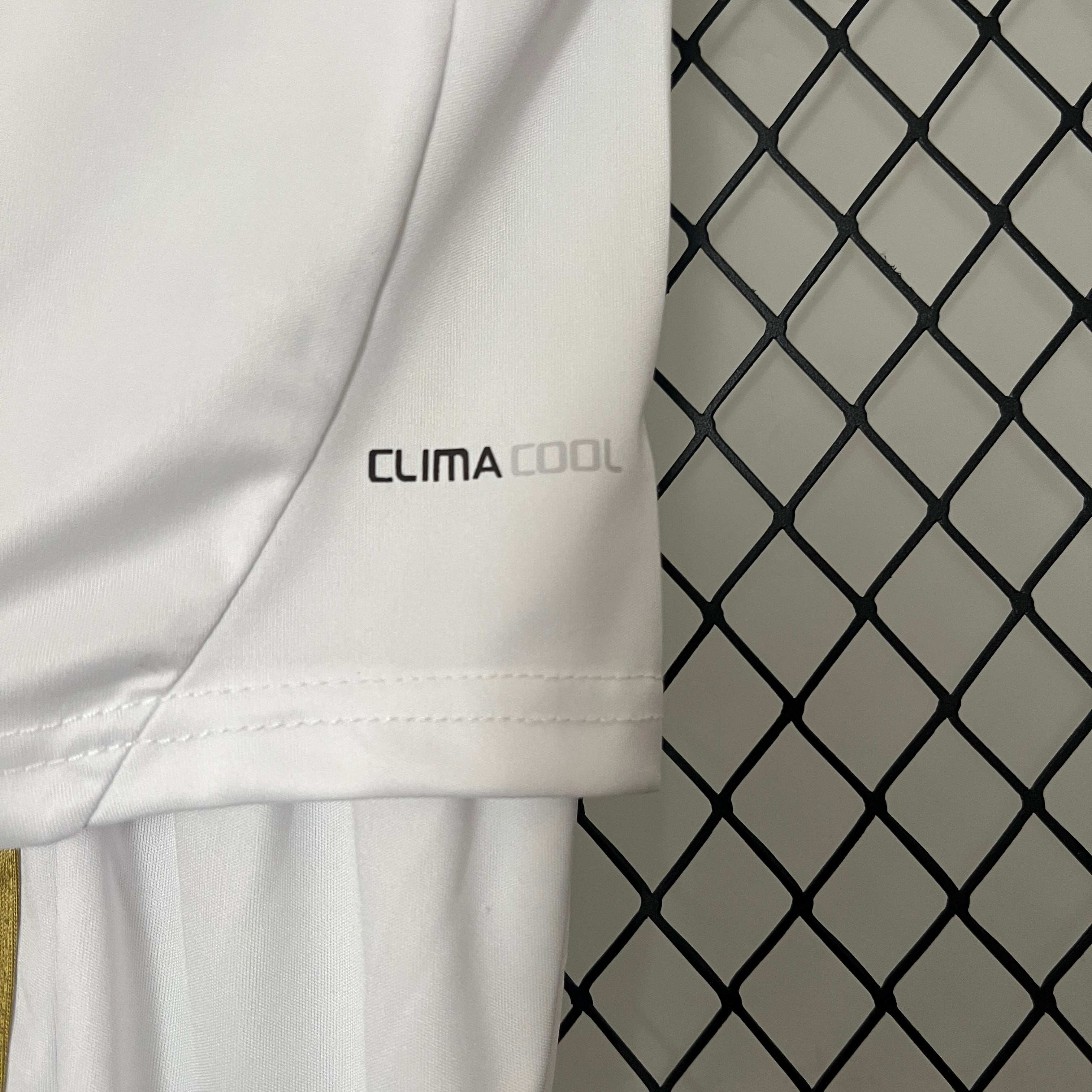 Real Madrid home kids set. Season 11/12