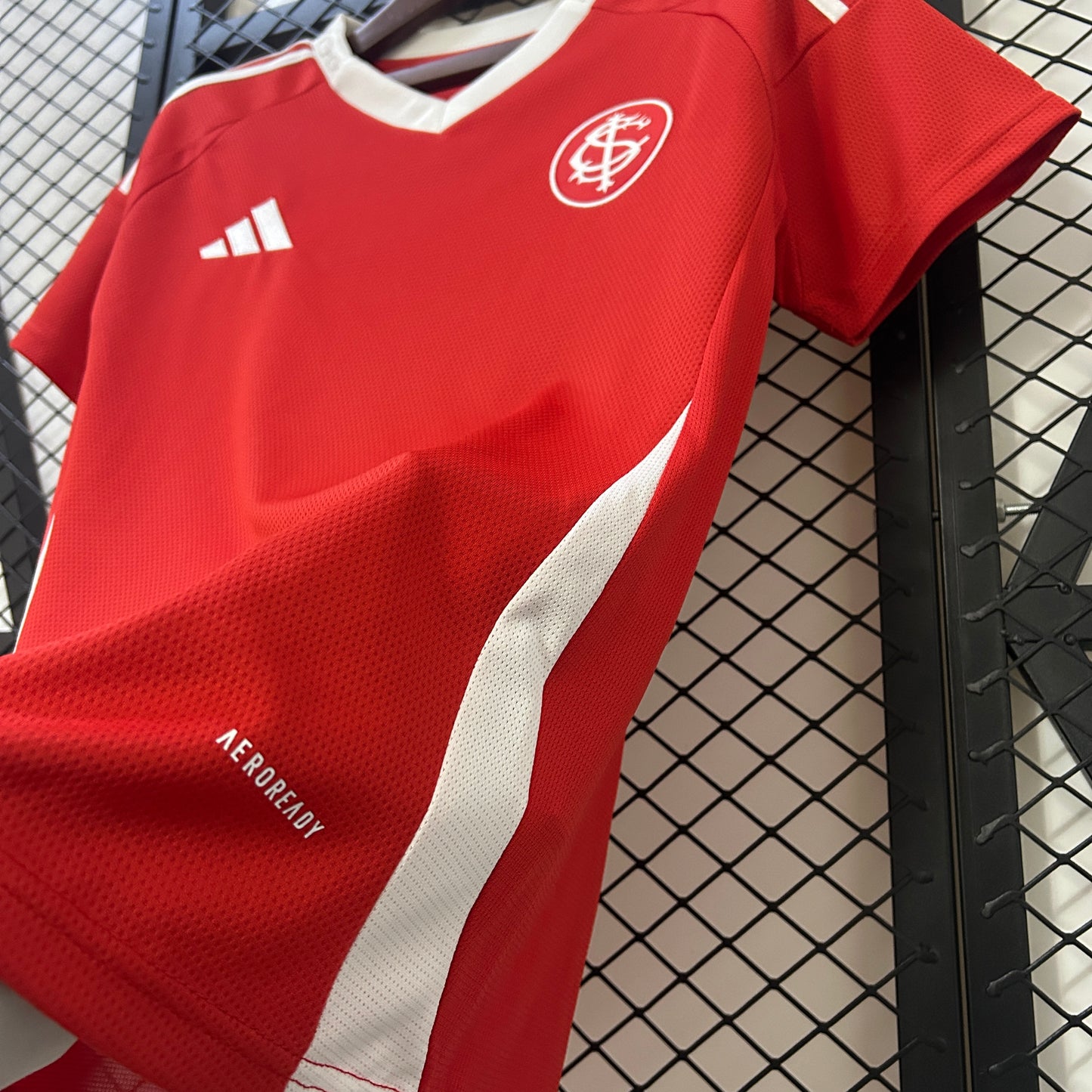Internacional home jersey for women. Season 24/25