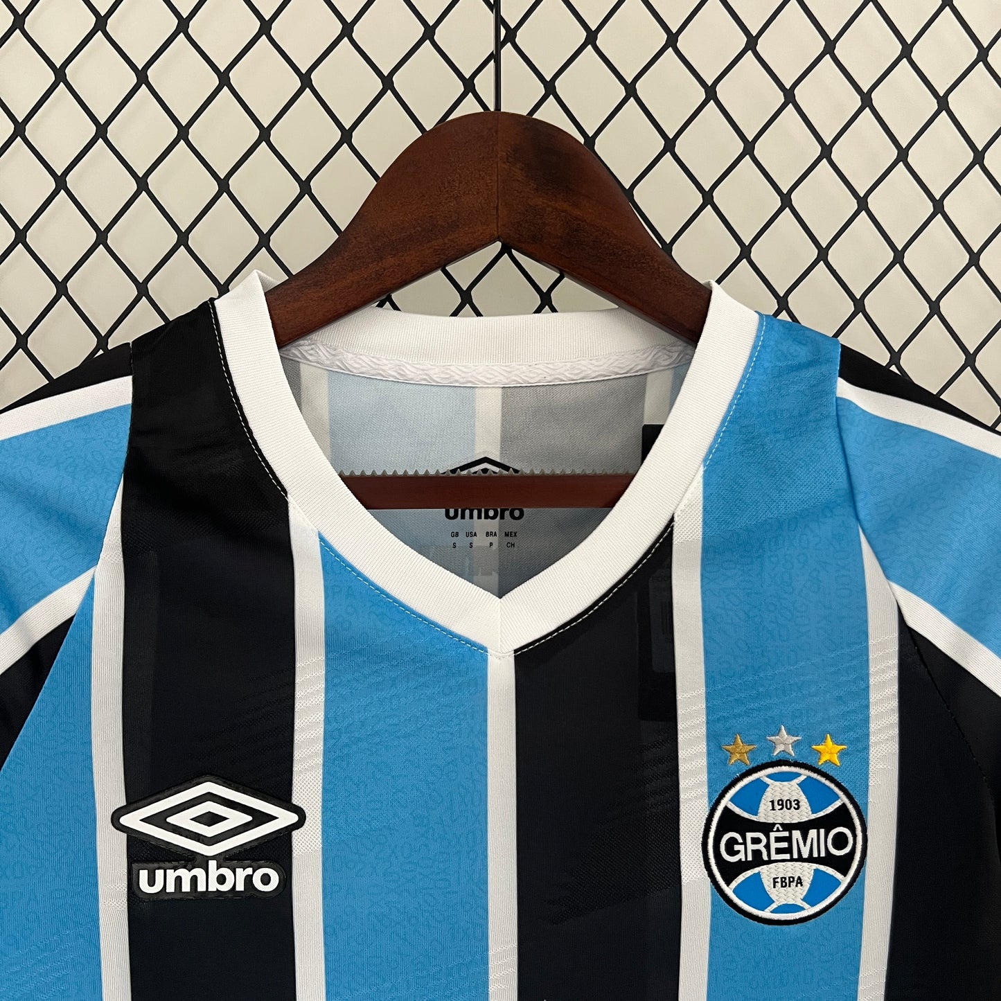 Gremio home jersey for women. Season 24/25