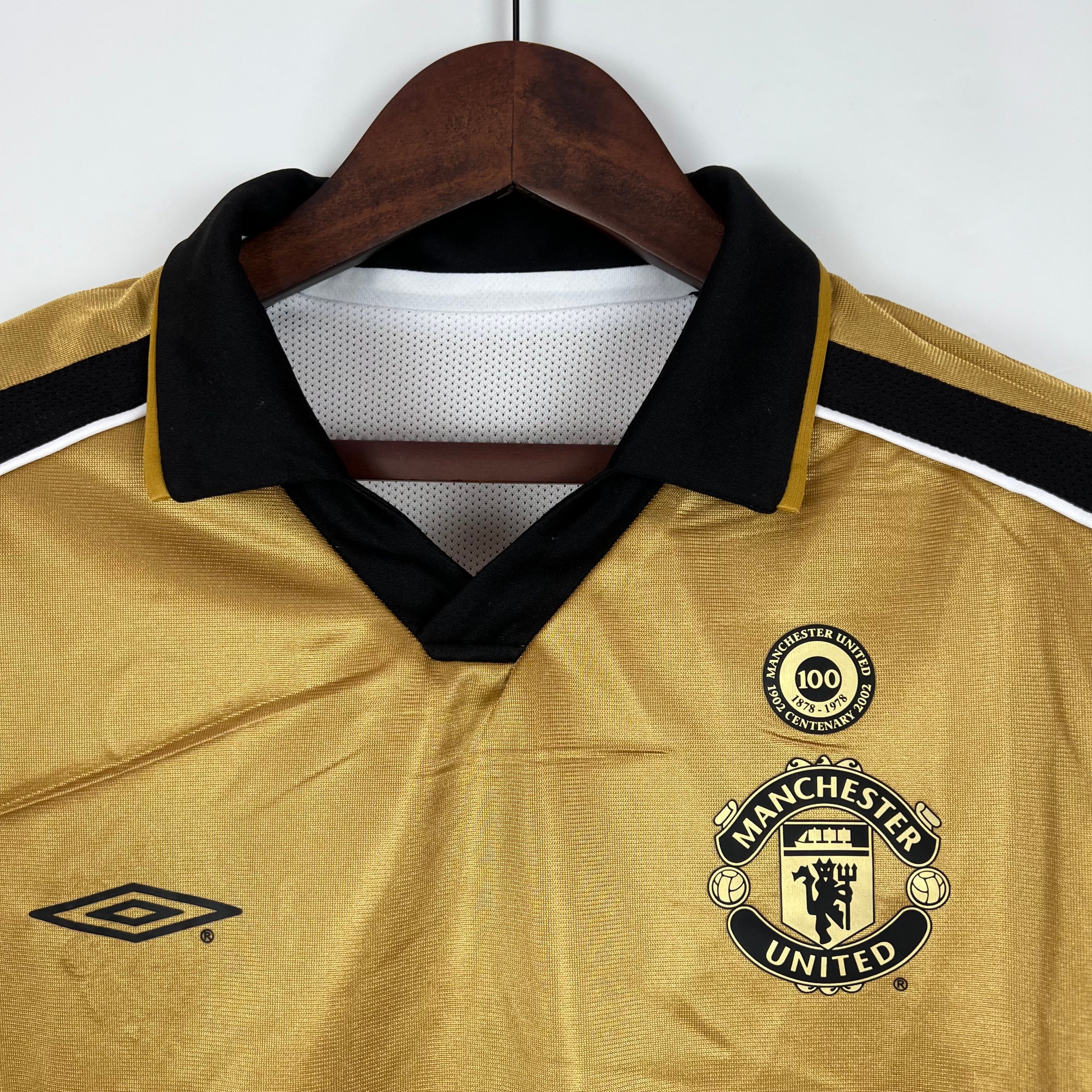 Manchester United 100th Anniversary double-sided jersey. Season 01/02