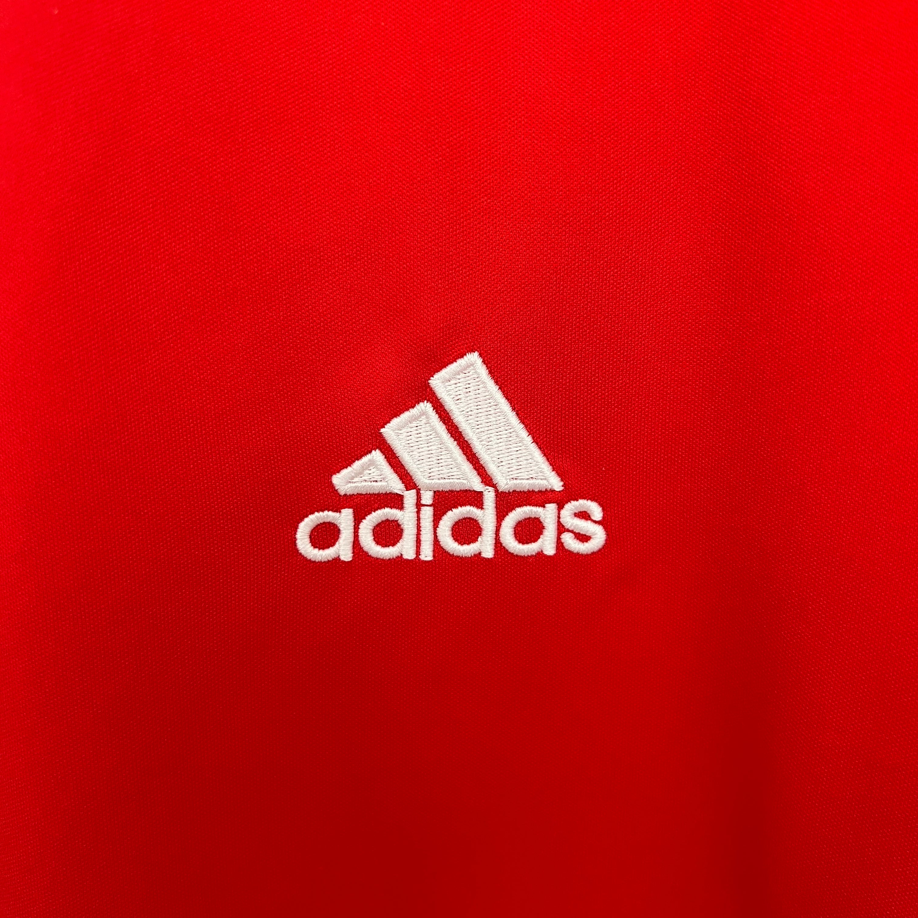 Bayern Munich home jersey. Season 00/01