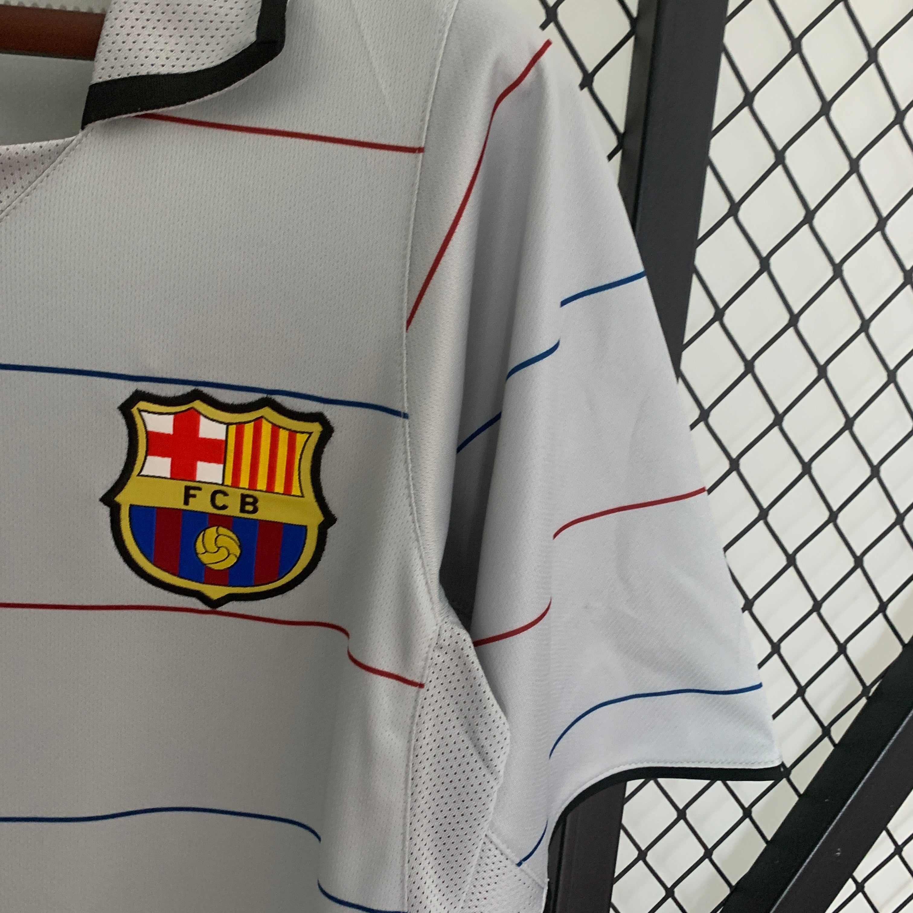 Barcelona away jersey. Season 03/04