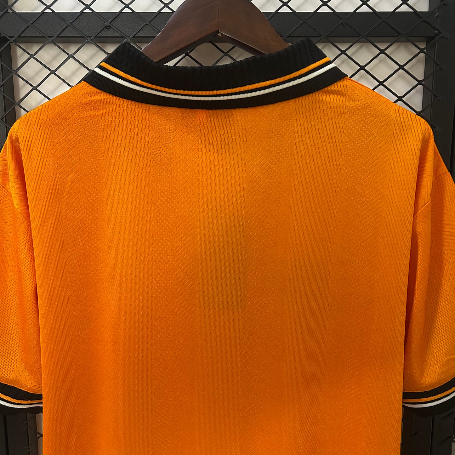 Valencia away jersey. Season 99/00
