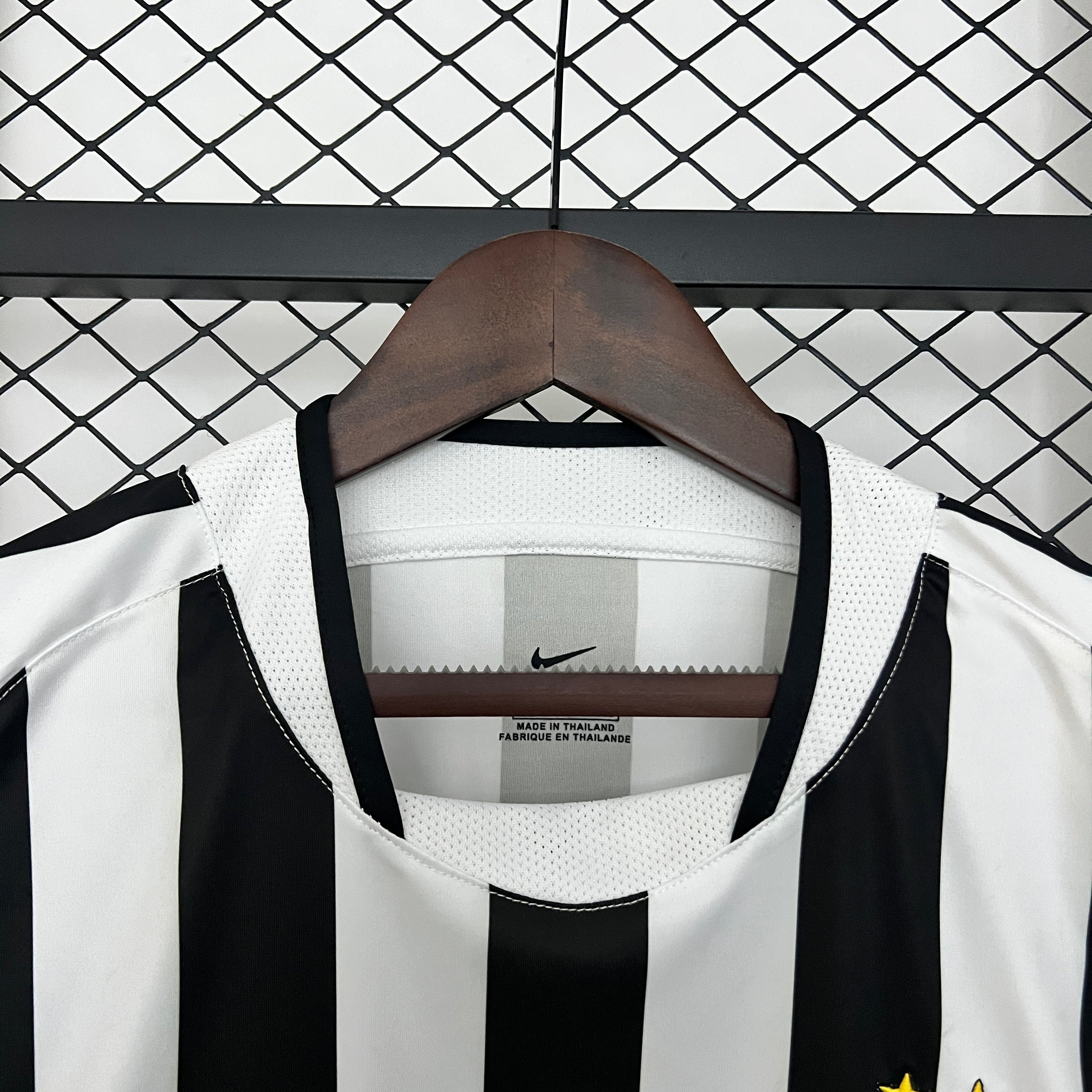 Juventus home jersey. Season 03/04