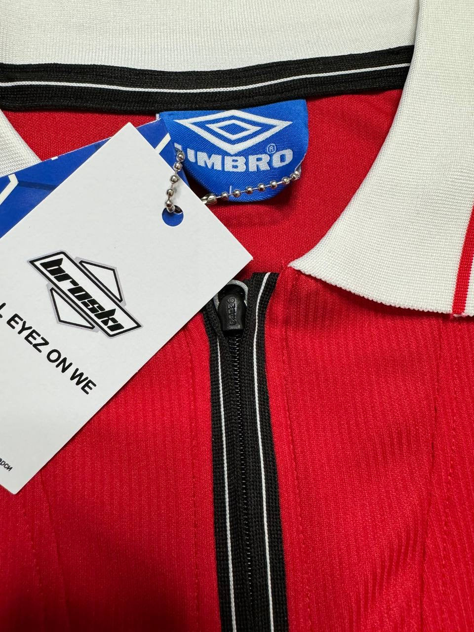 Manchester United home jersey. Season 99/00. David Beckham.