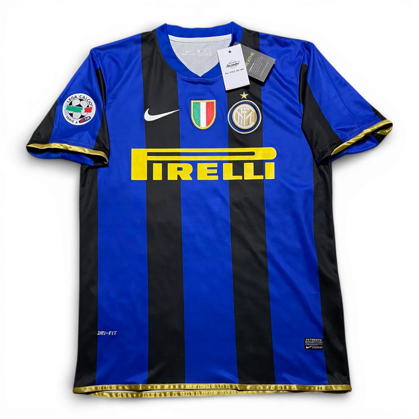 Inter Milan home jersey. Season 08/09. Adriano "Imperatore" Leite Ribeiro