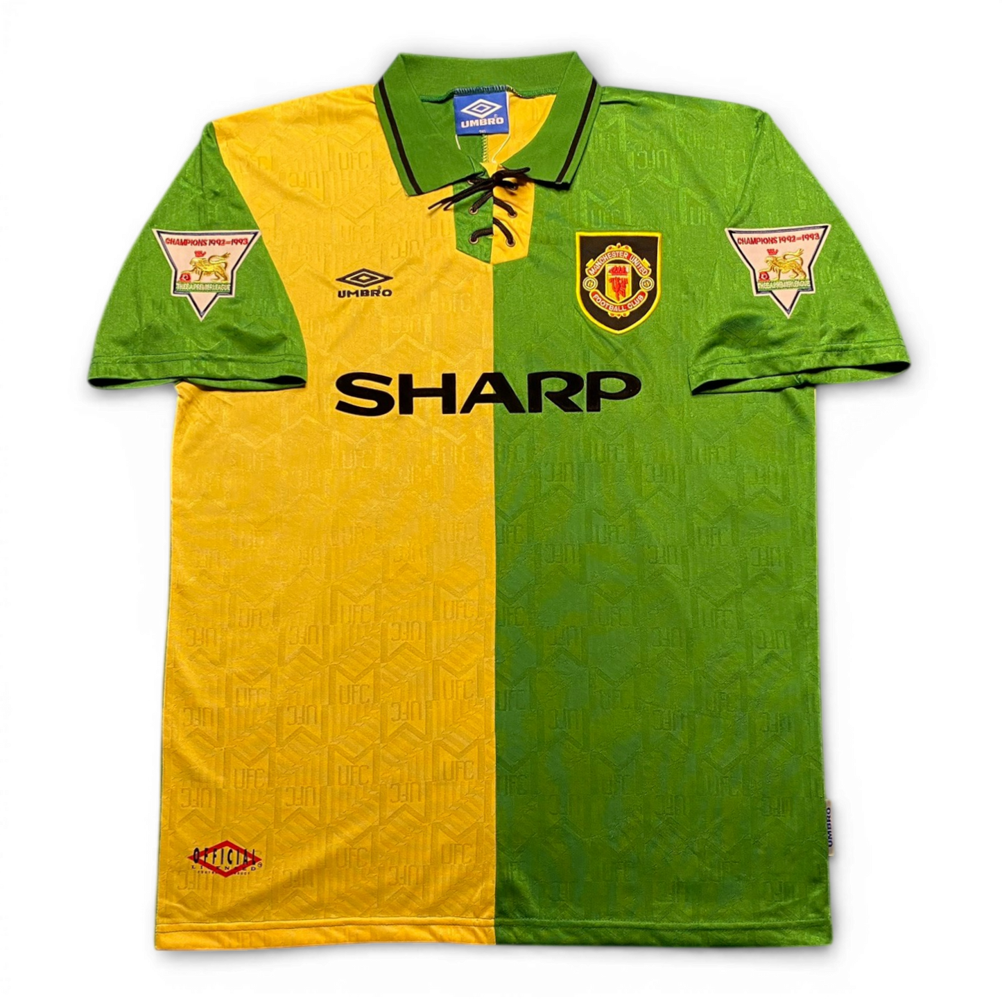 Manchester United away jersey. Season 93/94. Bryan Robson.