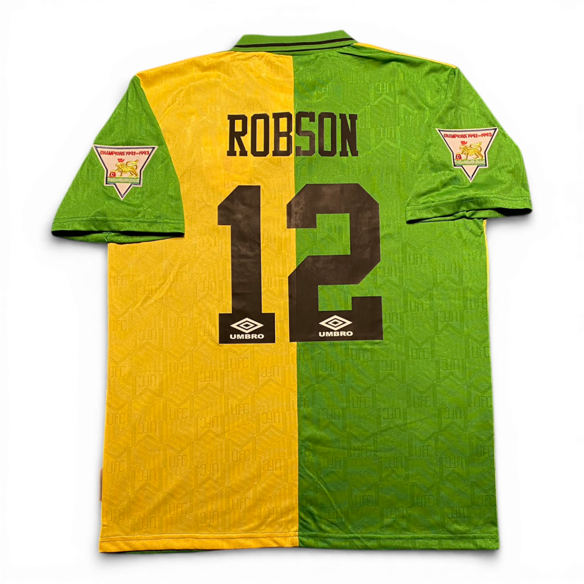 Manchester United away jersey. Season 93/94. Bryan Robson.