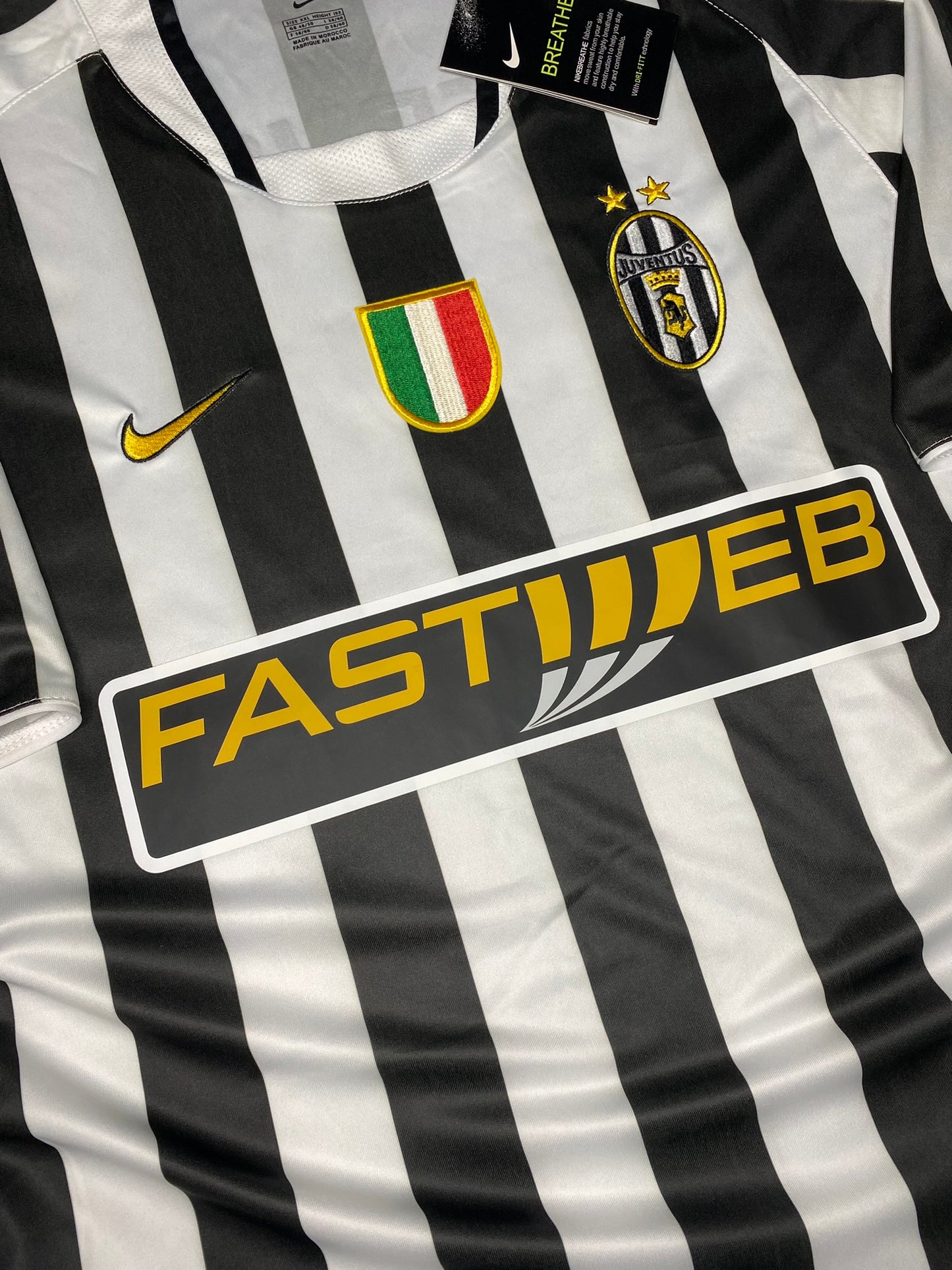 Juventus home jersey. Season 03/04. Pavel Nedved.
