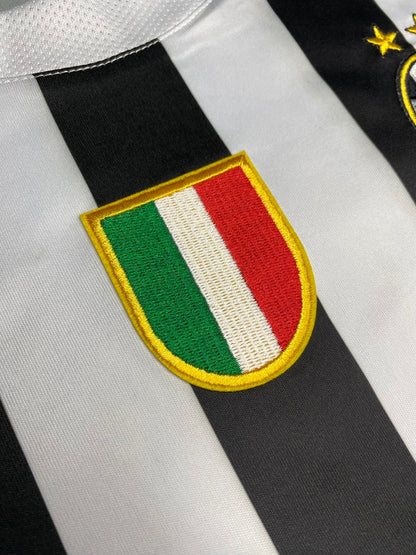Juventus home jersey. Season 03/04. Pavel Nedved.