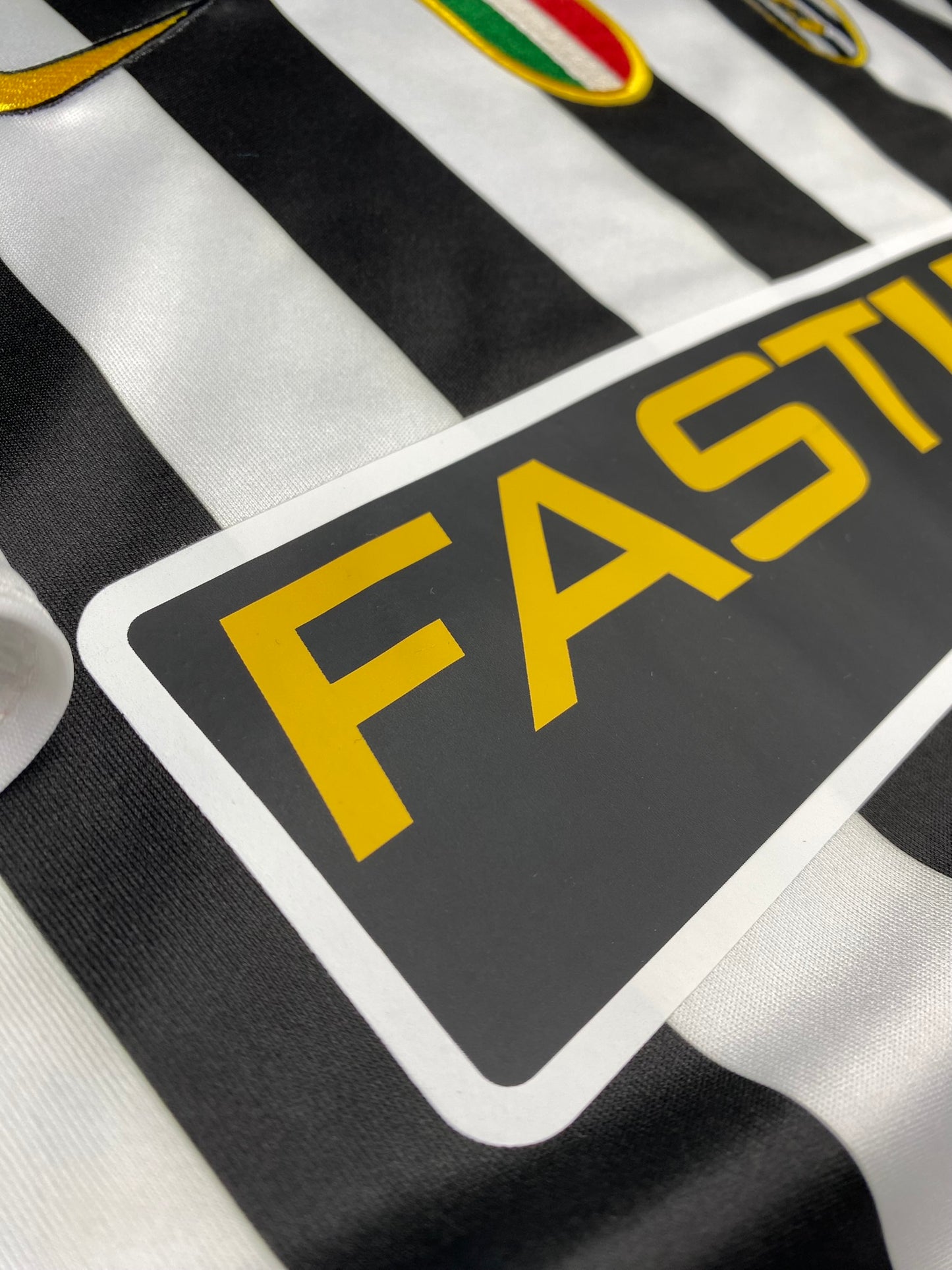 Juventus home jersey. Season 03/04. Pavel Nedved.