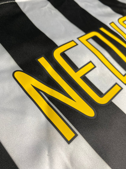 Juventus home jersey. Season 03/04. Pavel Nedved.